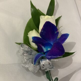 White Spray Rose & Blue Bom Boutonniere